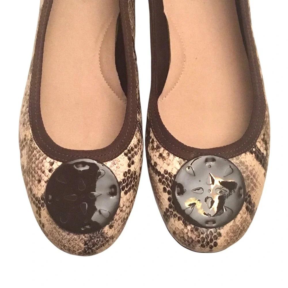 Clarks Gracelin Zone Ballet Flats Snakeskin with Brown Medallion Accent  Size: 9